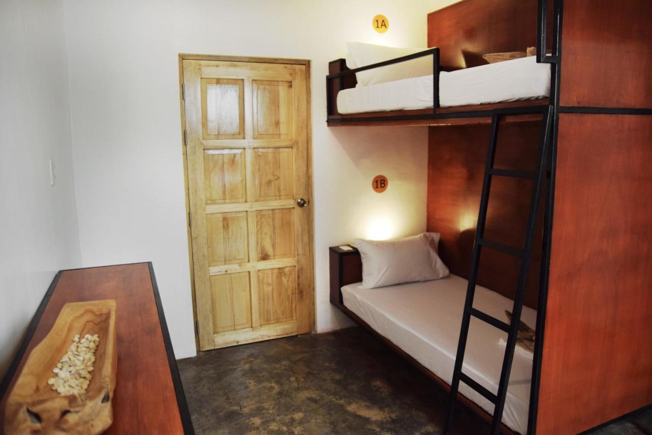 Guni Guni Hostel Puerto Princesa Εξωτερικό φωτογραφία